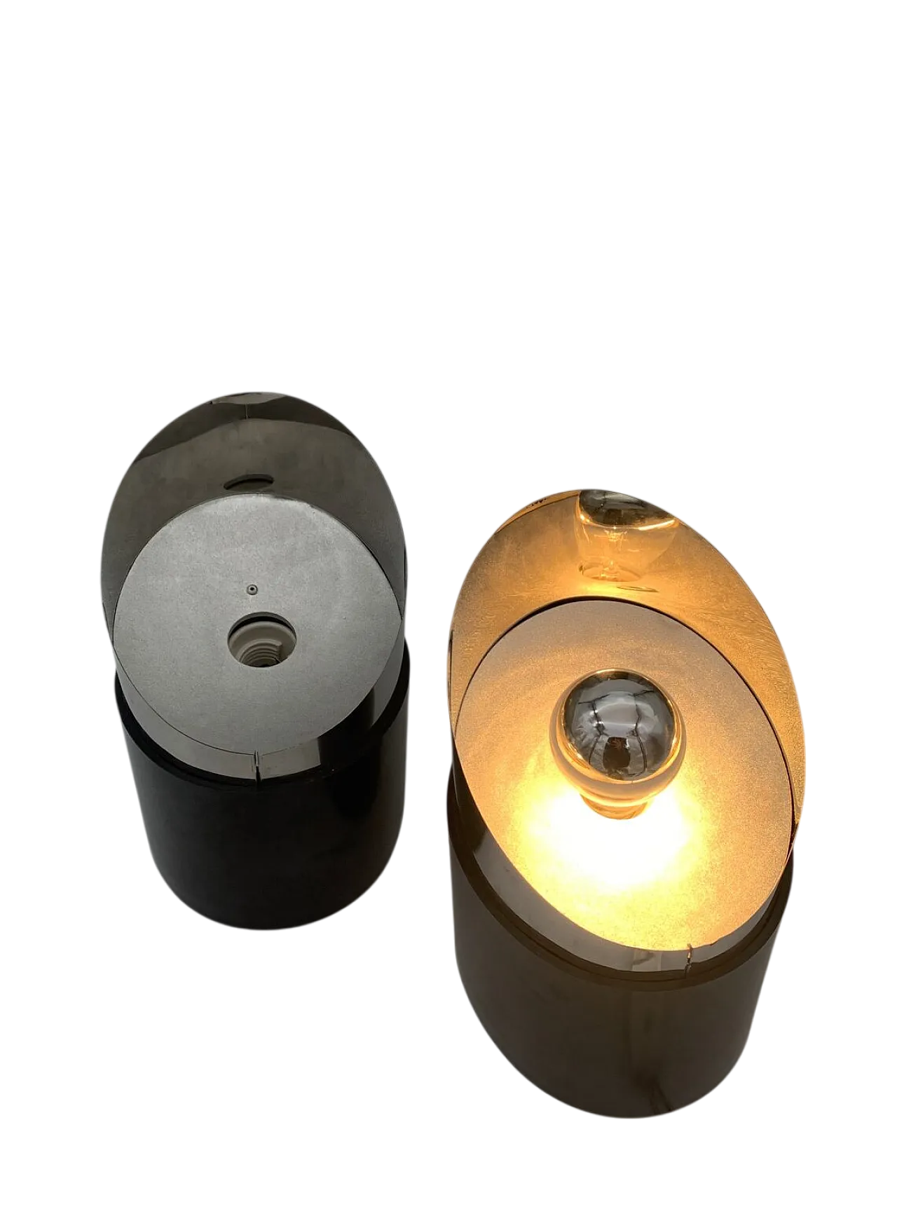 Coppia di applique in plastica e acciaio di Luci, anni '70 7