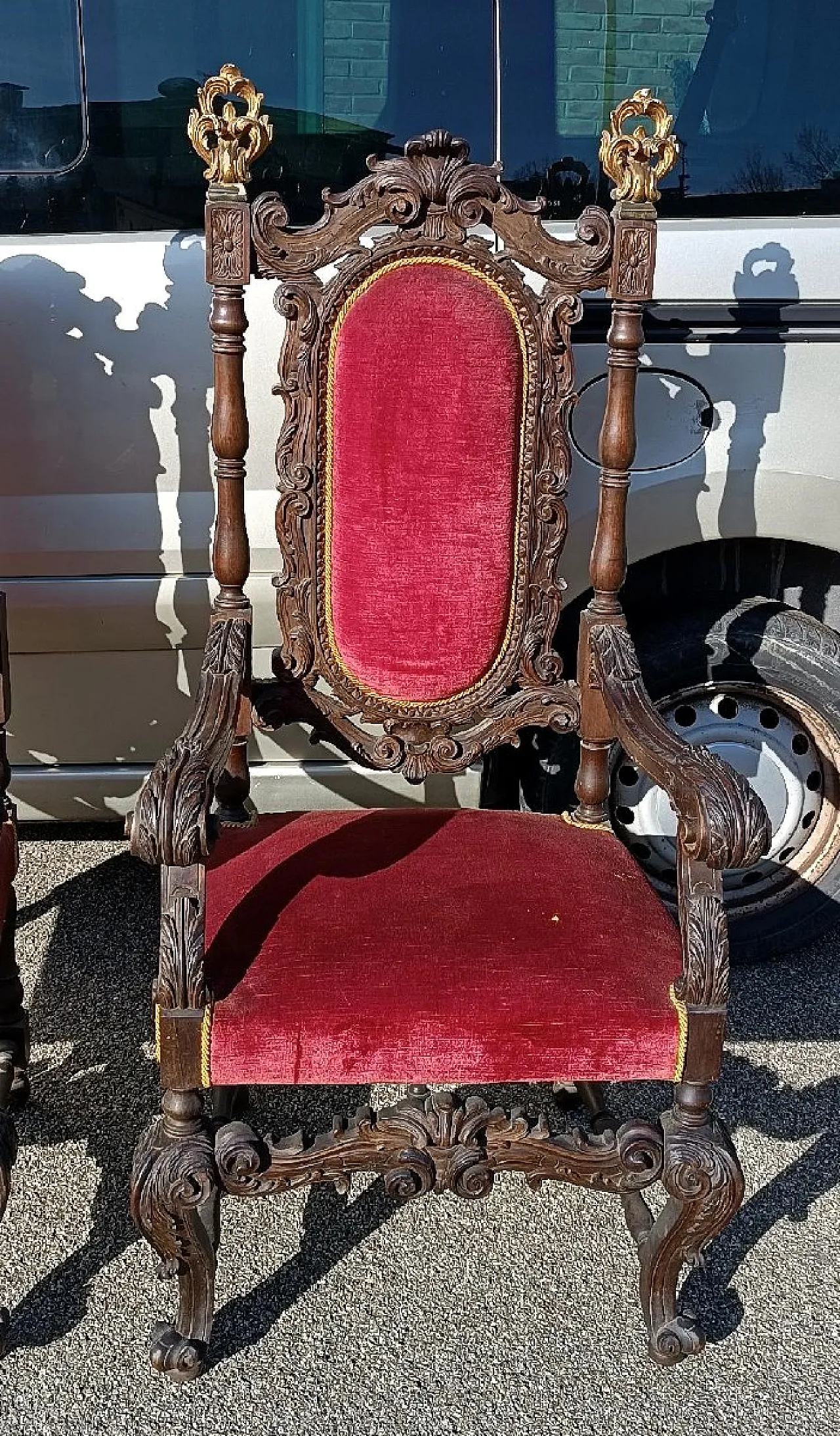 Pair of walnut-carved armchairs, 19th century 5