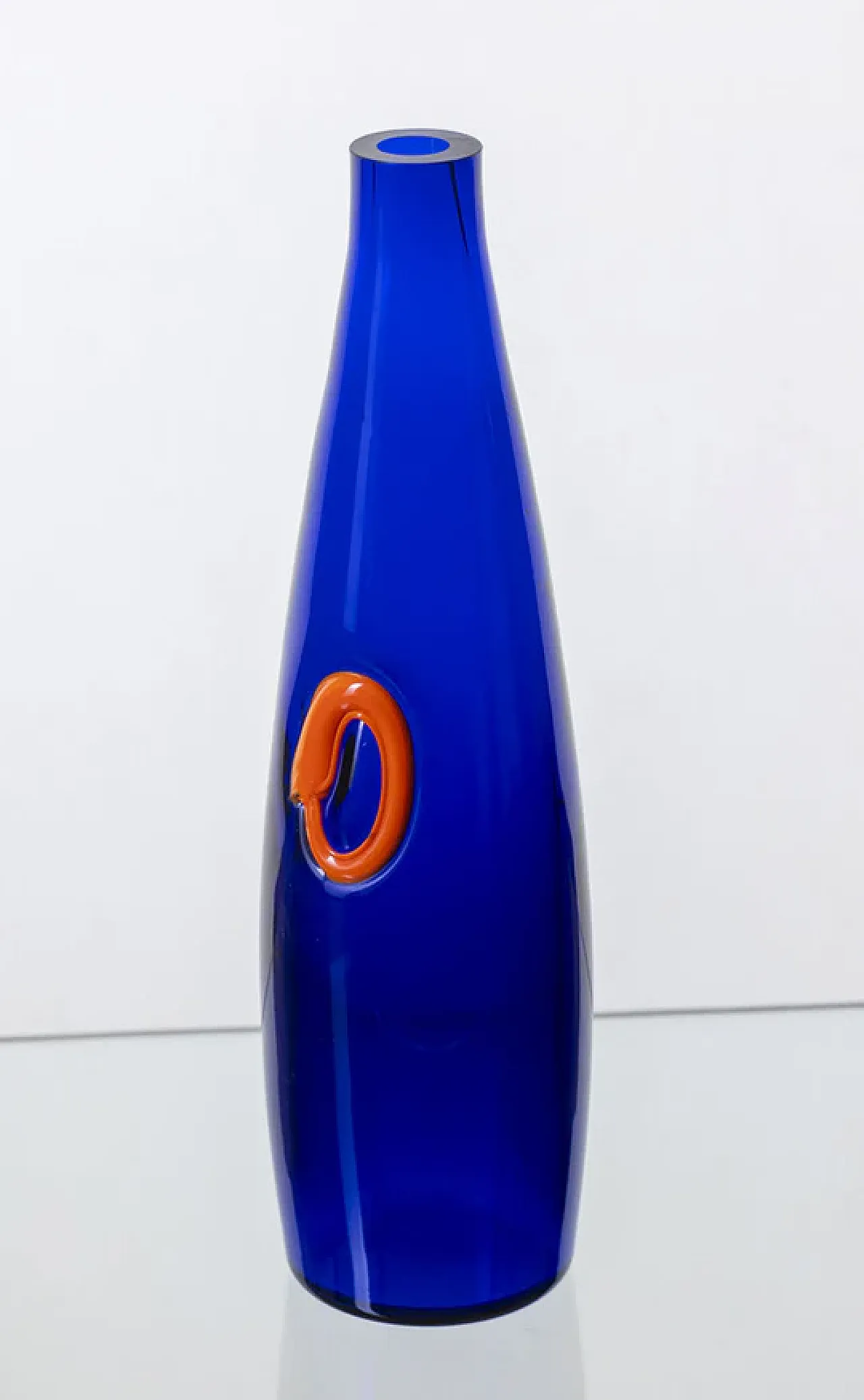 3 Vasi in vetro blu, anni '70 2