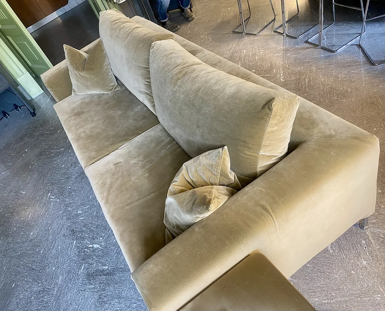 Piero Lissoni sofa by Cassina 2