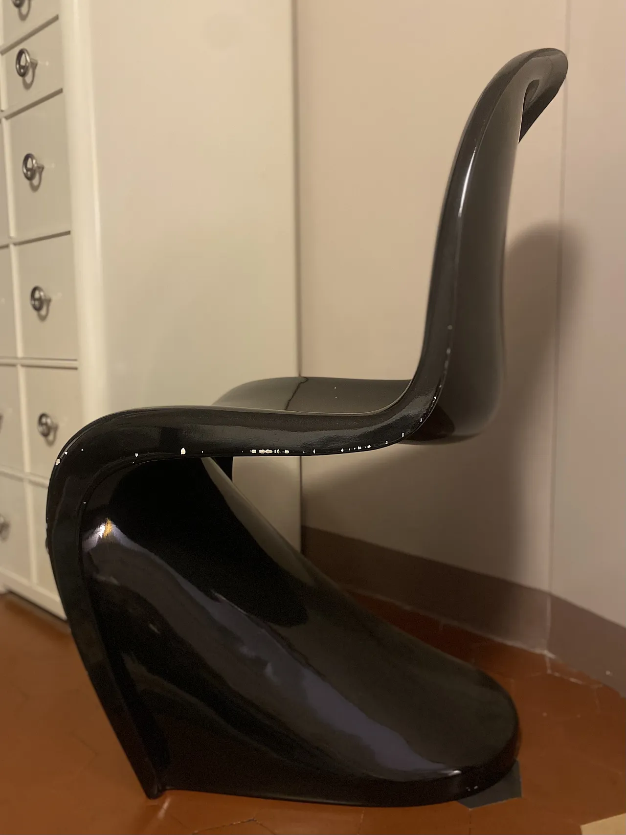 Verner Panton Vitra chair glossy black 1