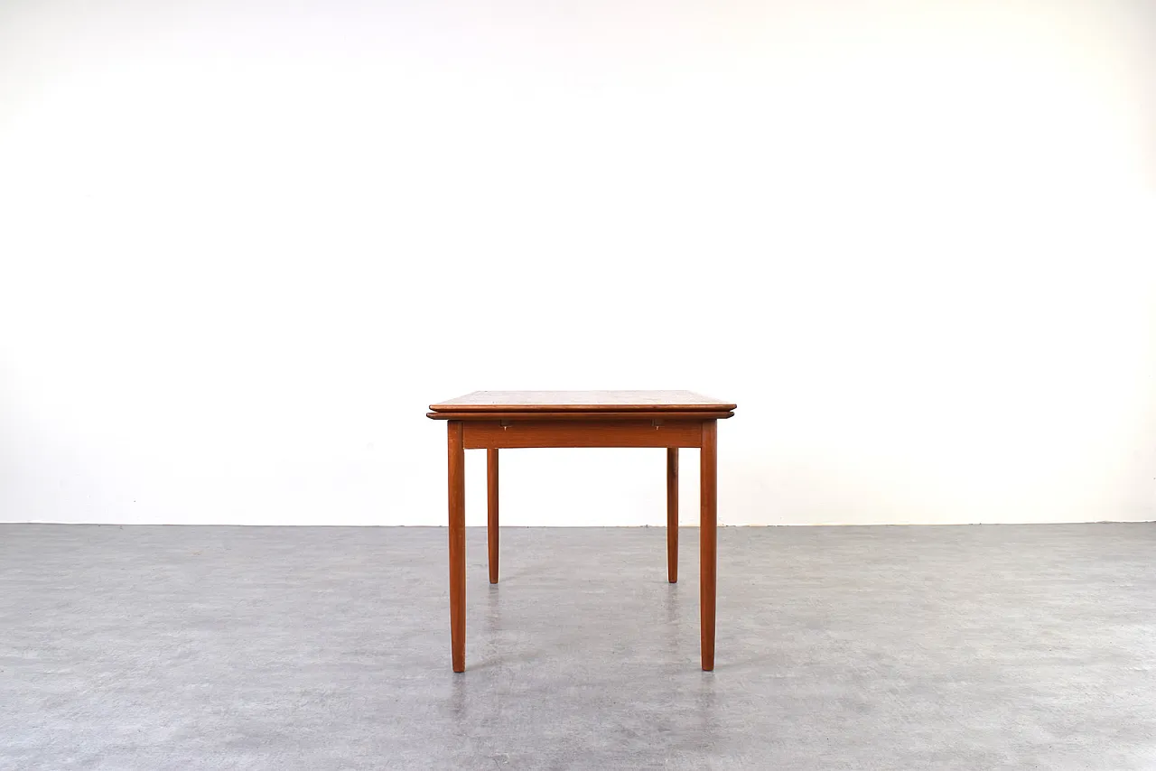 Mid-Century Danish Teak Extendable Dining Table, 1960s 5