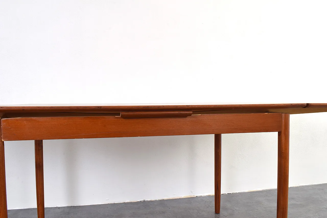 Mid-Century Danish Teak Extendable Dining Table, 1960s 11