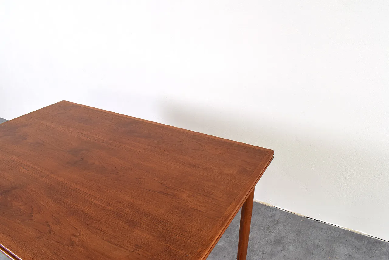 Mid-Century Danish Teak Extendable Dining Table, 1960s 16