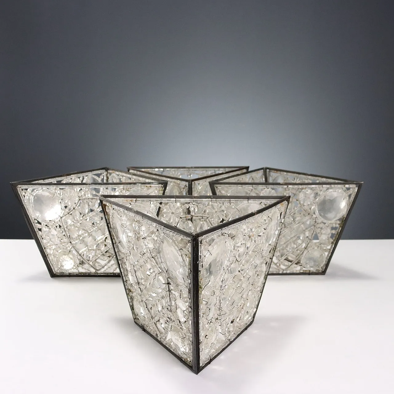 4 Paralumi triedro in vetro di Murano e metallo, '900 1