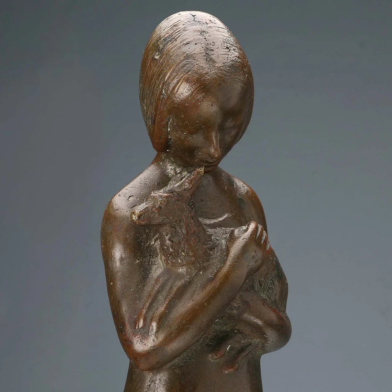 Bronze sculpture on marble base depicting shepherdess, 20th century 3