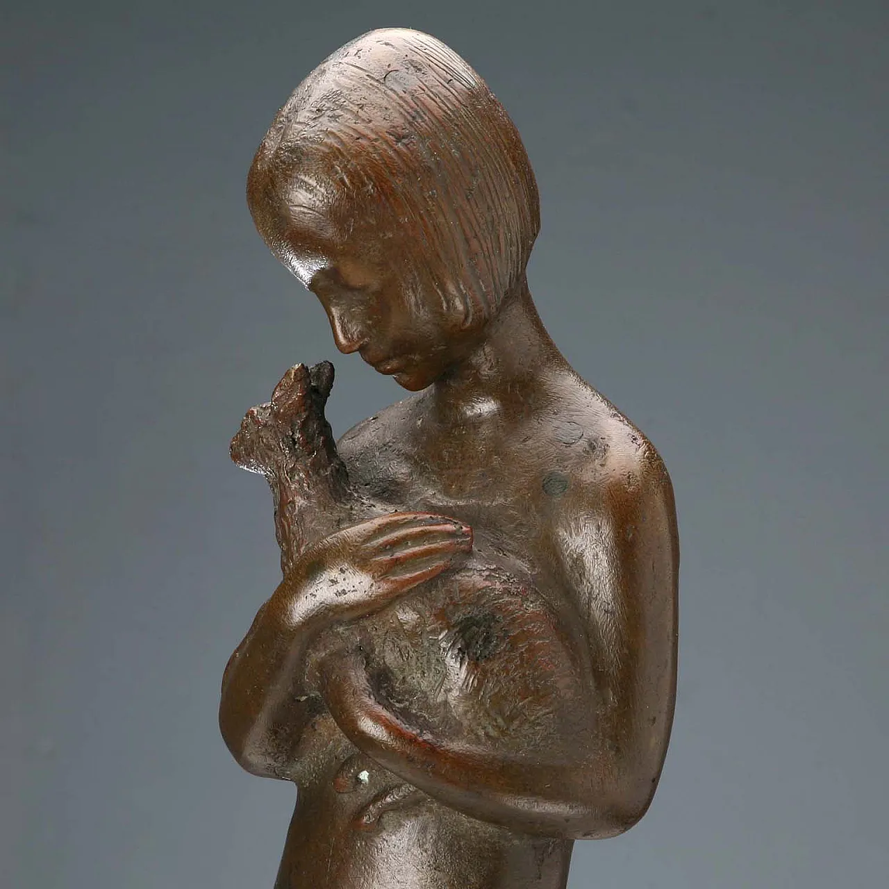 Bronze sculpture on marble base depicting shepherdess, 20th century 4