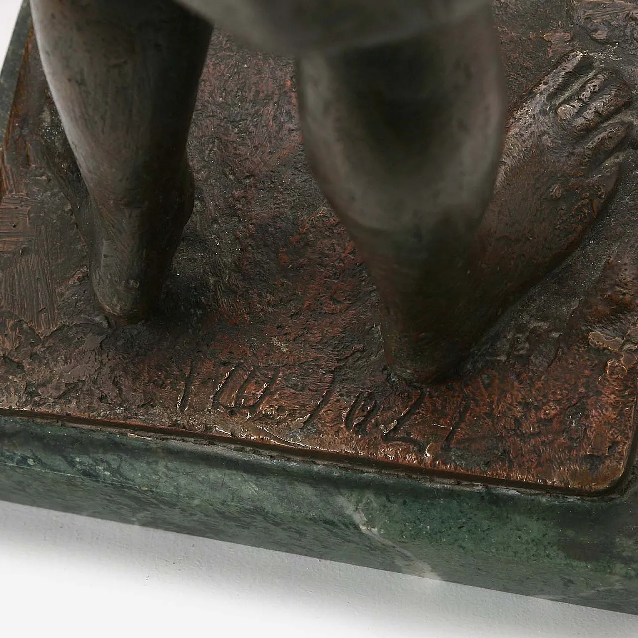 Bronze sculpture on marble base depicting shepherdess, 20th century 9