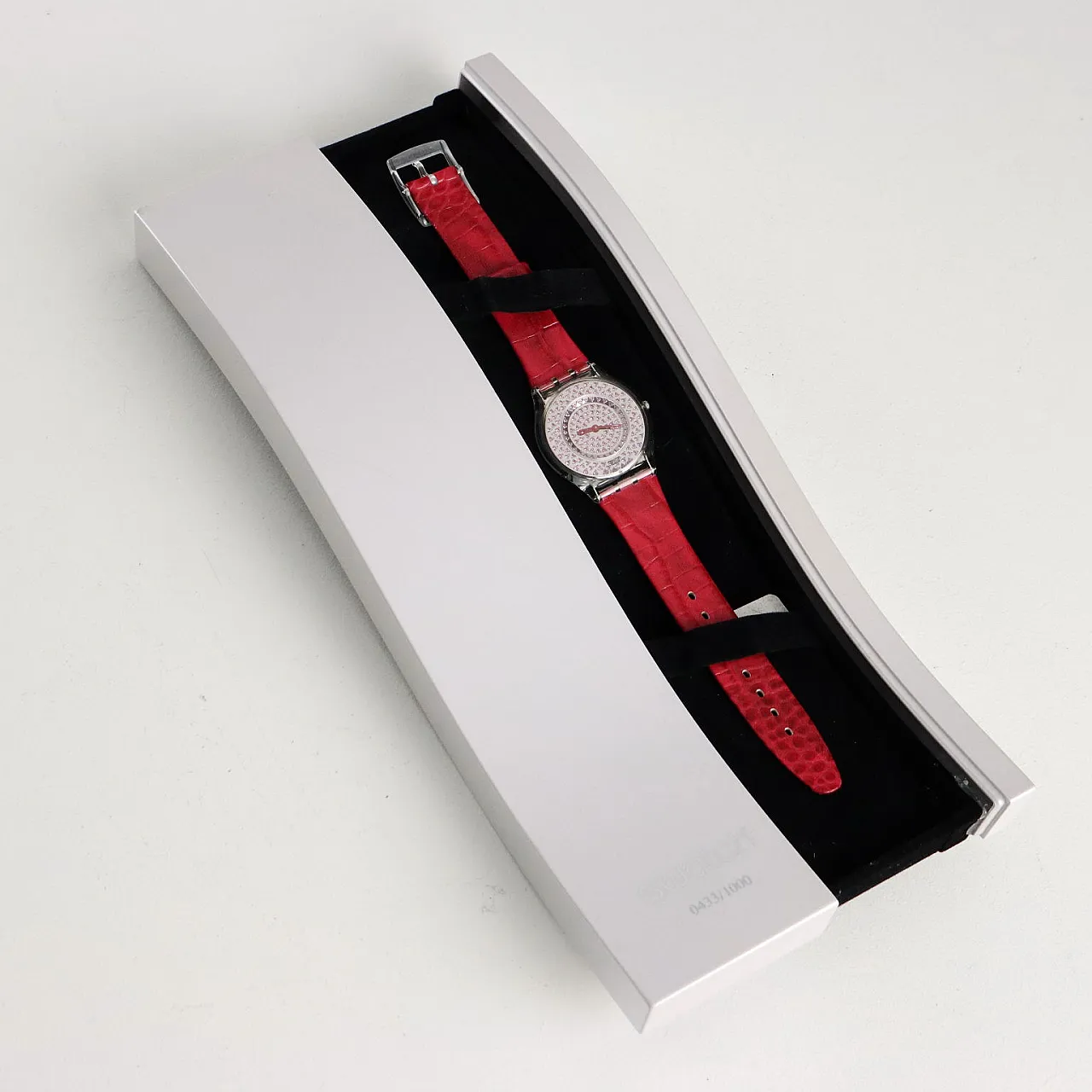 Swatch Skin Rosa Lustrous Bliss SFZ111, late 20th century 1