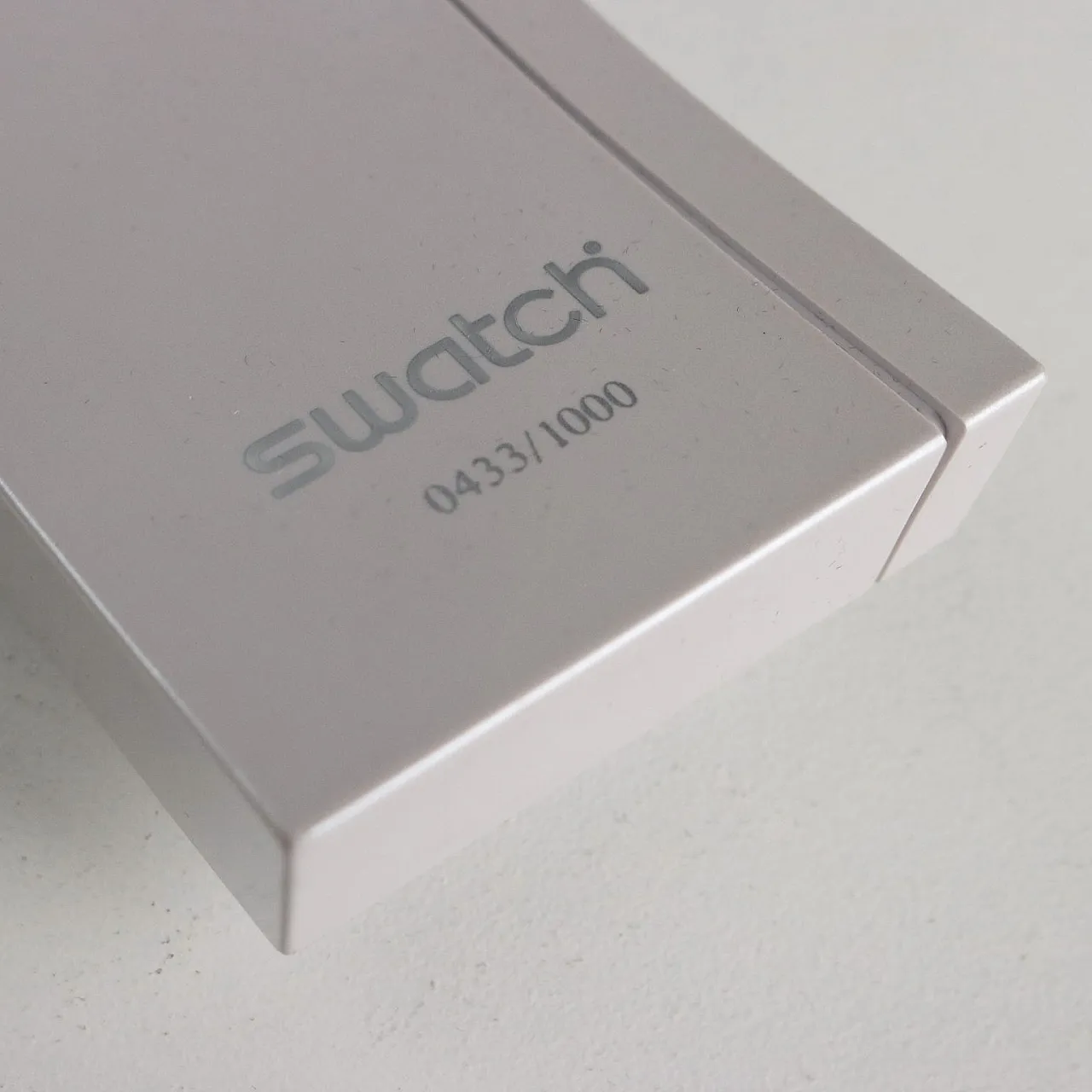 Swatch Skin Rosa Lustrous Bliss SFZ111, late 20th century 6