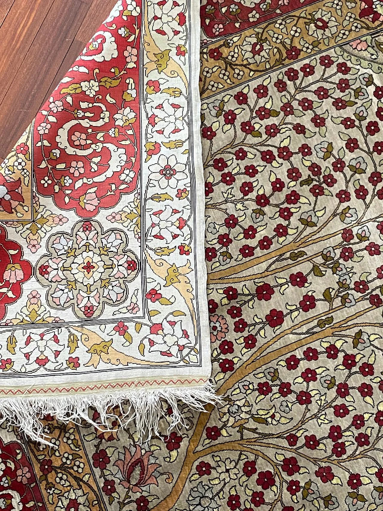 Silk Hereké rug, 1980s 4