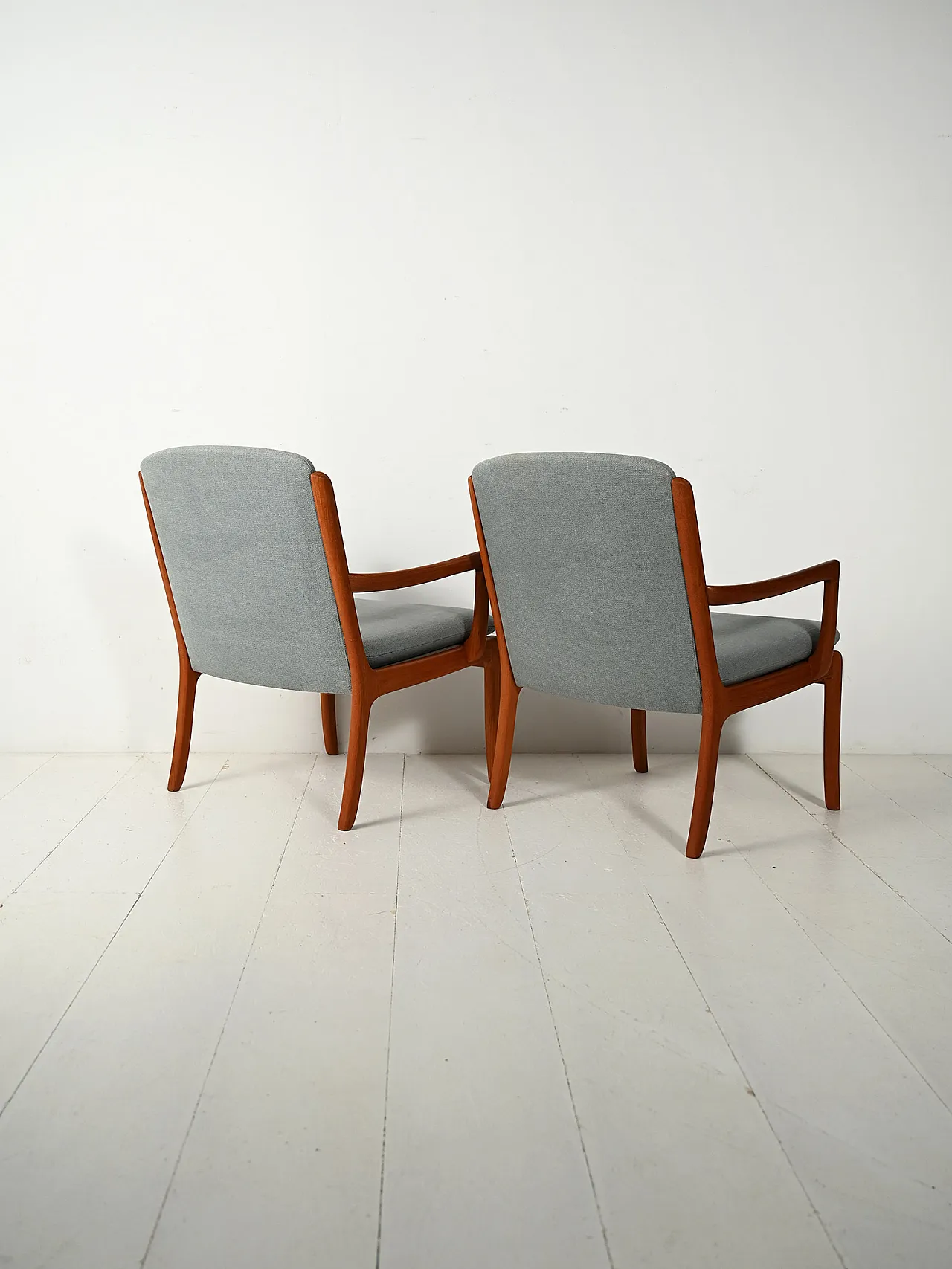 Pair of Senator armchairs by Ole Wanscher per Caso, 60s 5