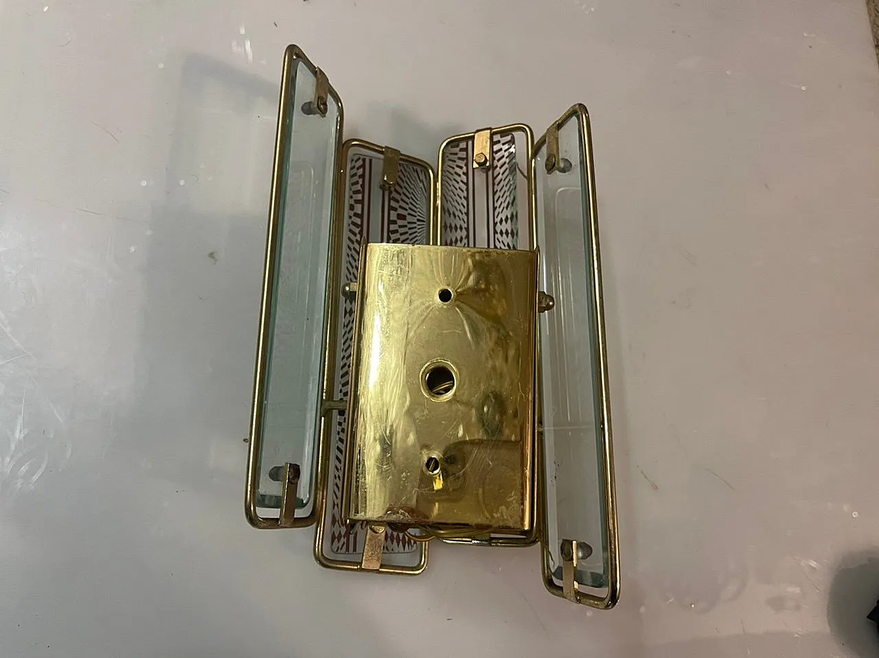 Coppia di applique in ottone e vetro, Italia, anni '70 4