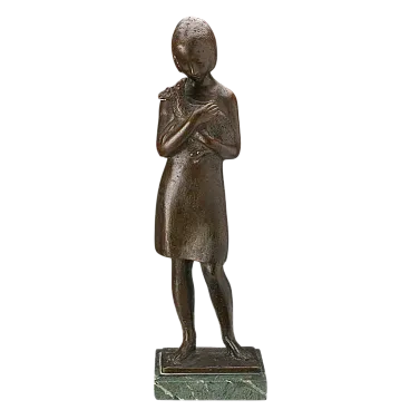 Scultura in bronzo su base in marmo raffigurante pastorella, '900