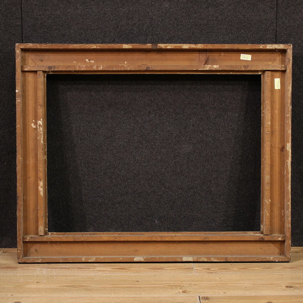 Italian lacquered and gilded frame, 20th century 8