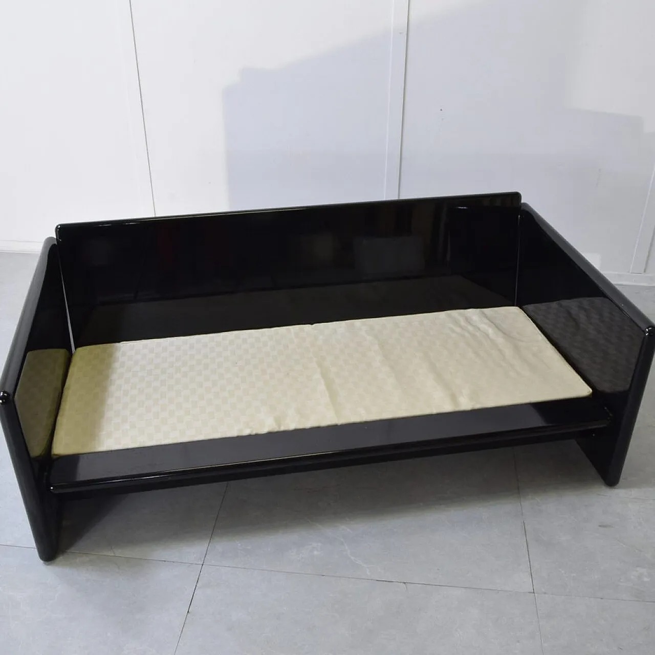 Divano di Kazuhide Takahama per Simon Gavina, anni '70 2