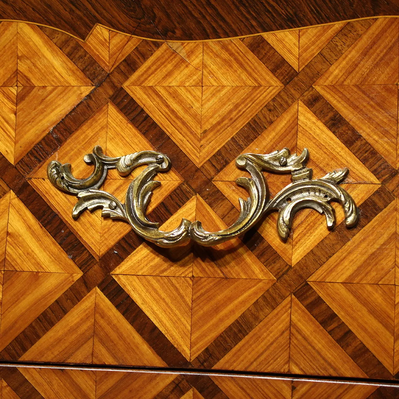 Comò francese intarsiato in stile Luigi XV, '900 12