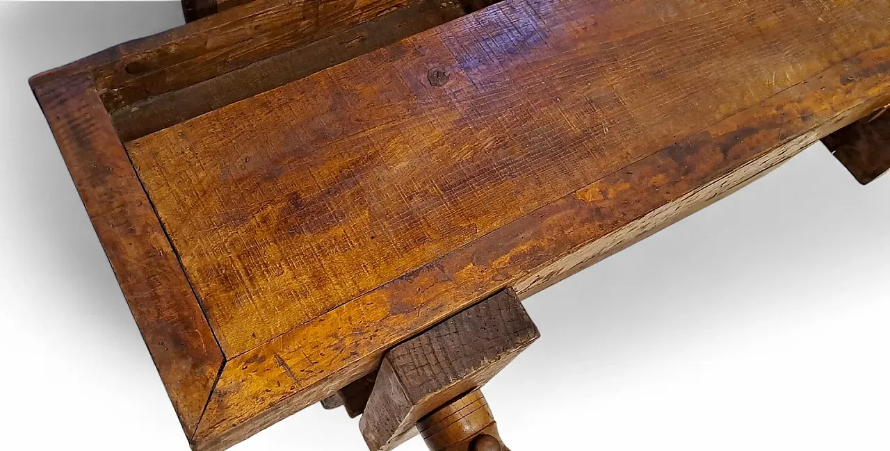 Poplar carpenter's bench, '900 5