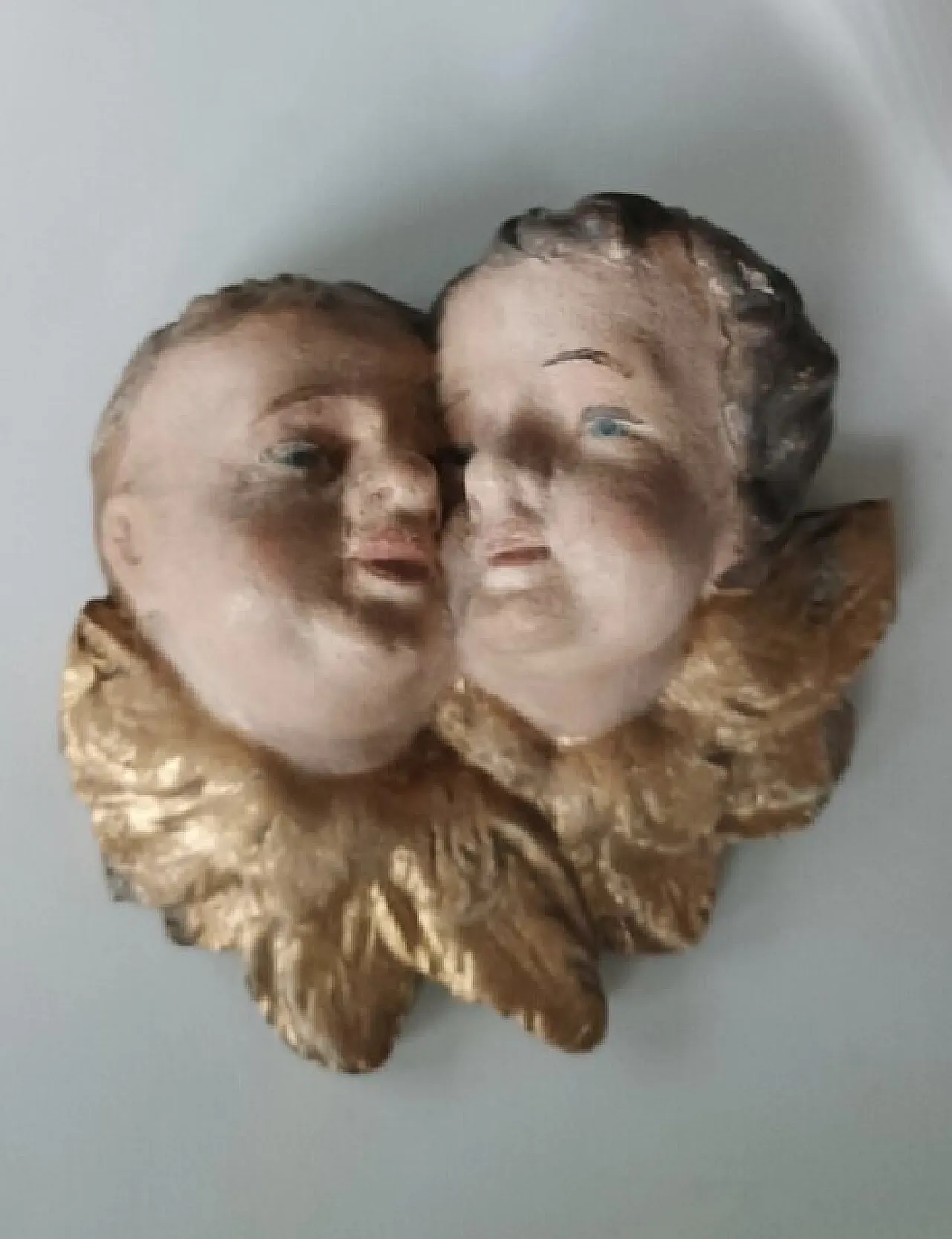 Baroque polychrome cherub heads, 18th century 1
