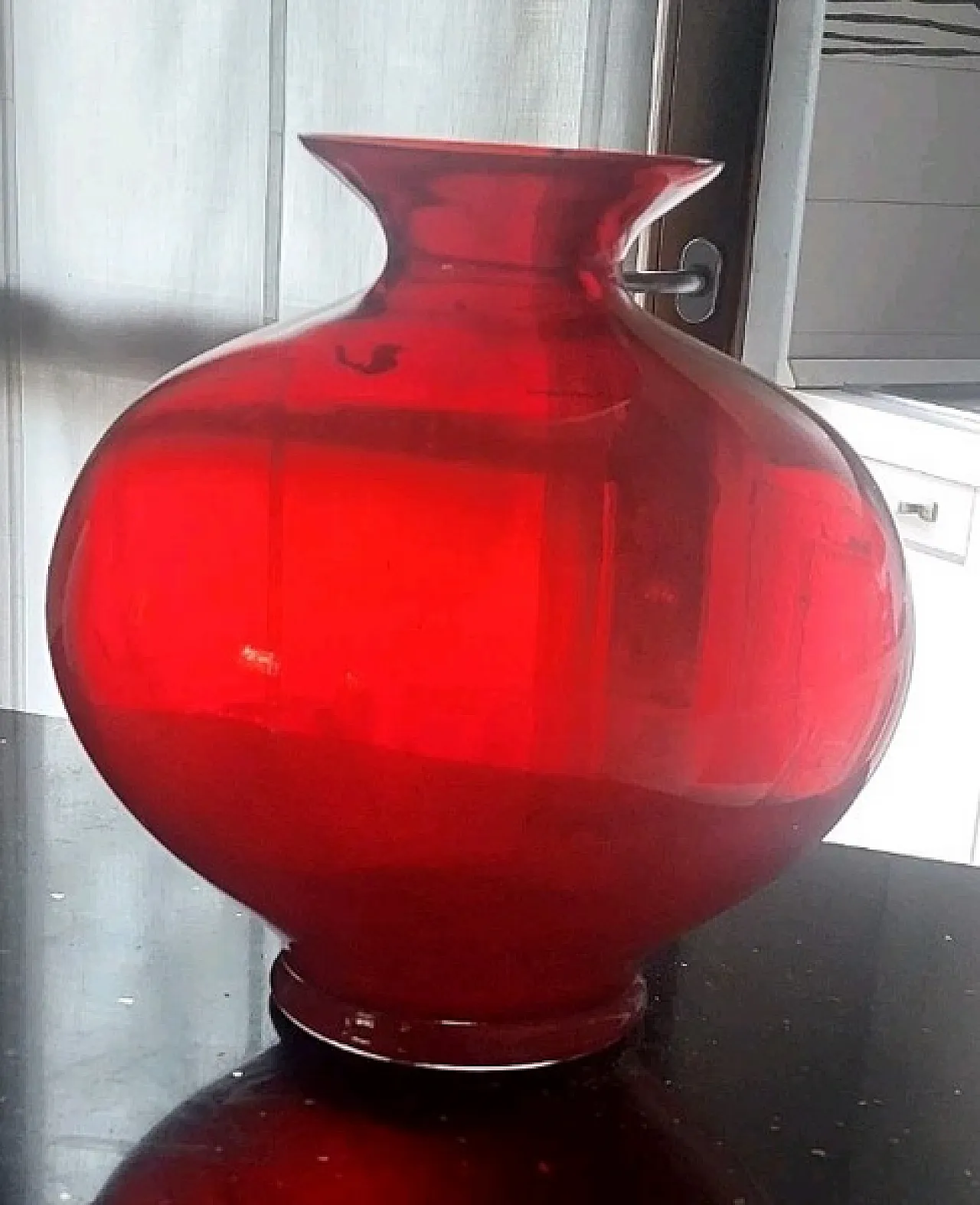 Grande vaso in vetro soffiato rosso, '900 1