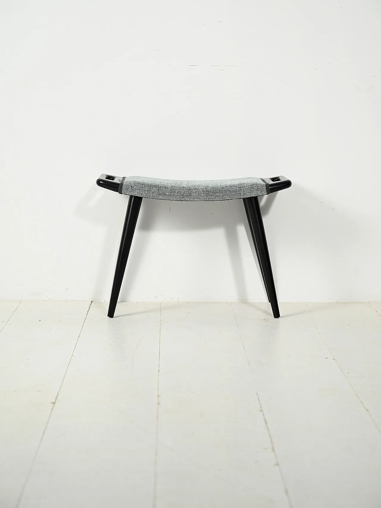 Scandinavian 1960s stool in black lacquer 2