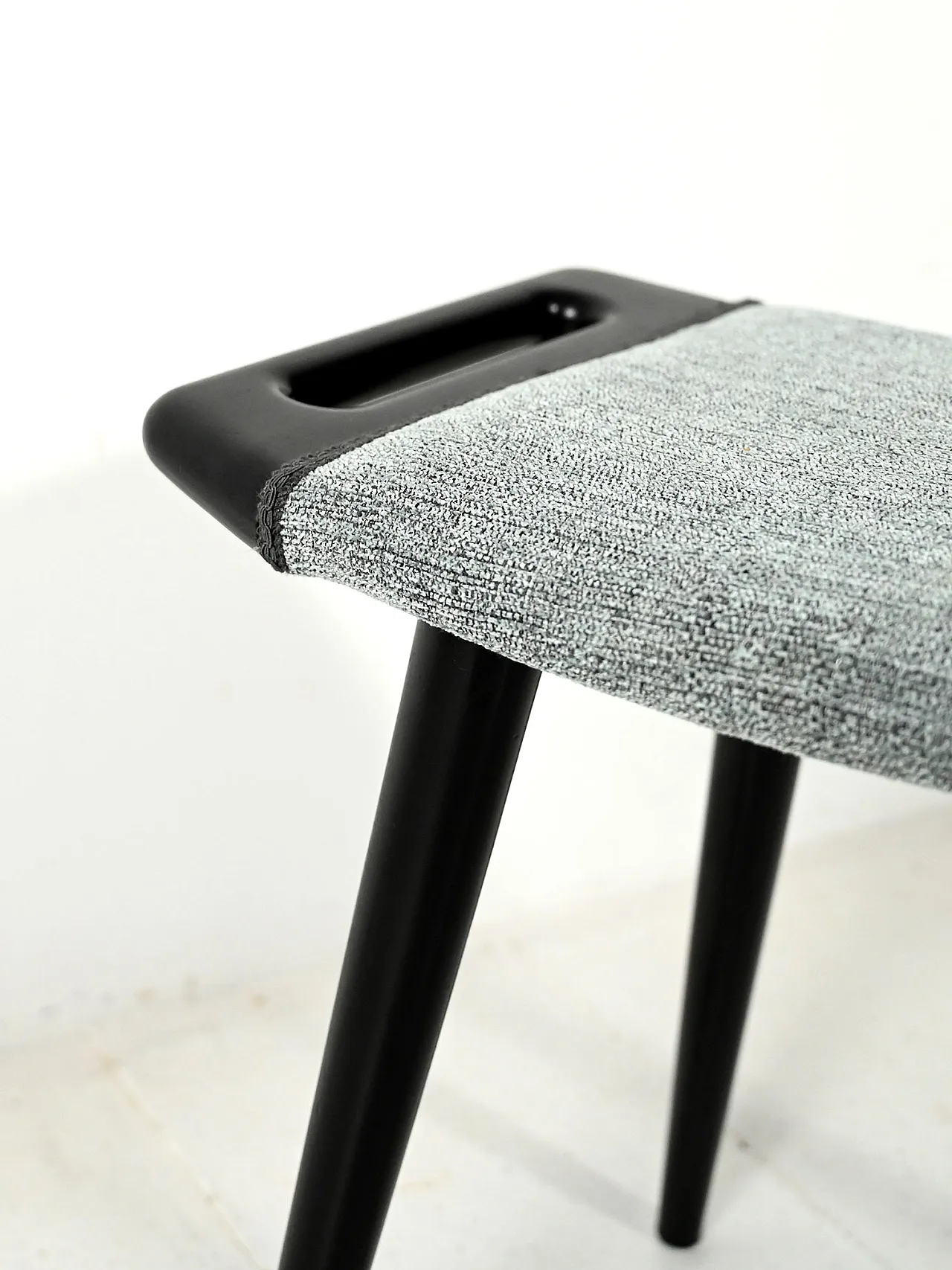 Scandinavian 1960s stool in black lacquer 5