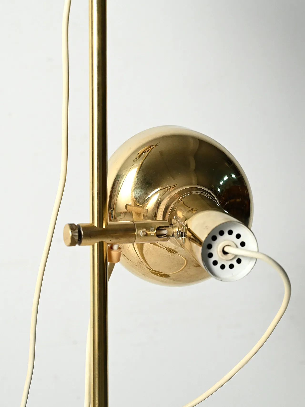 Scandinavian brass floor lamp with two adjustable light points 7