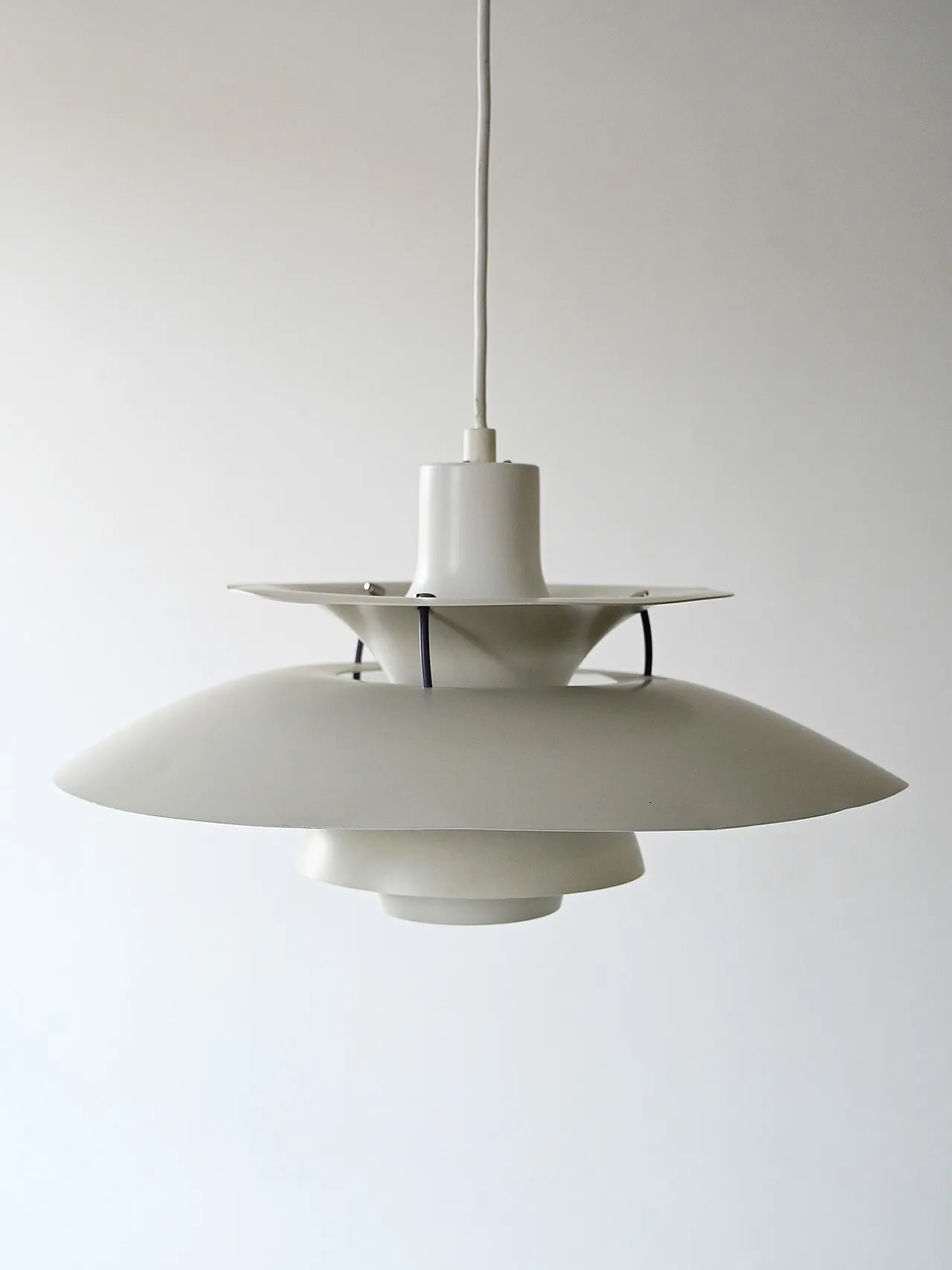 'PH5' pendant lamp by Poul Henningsen for Louis Poulsen 3