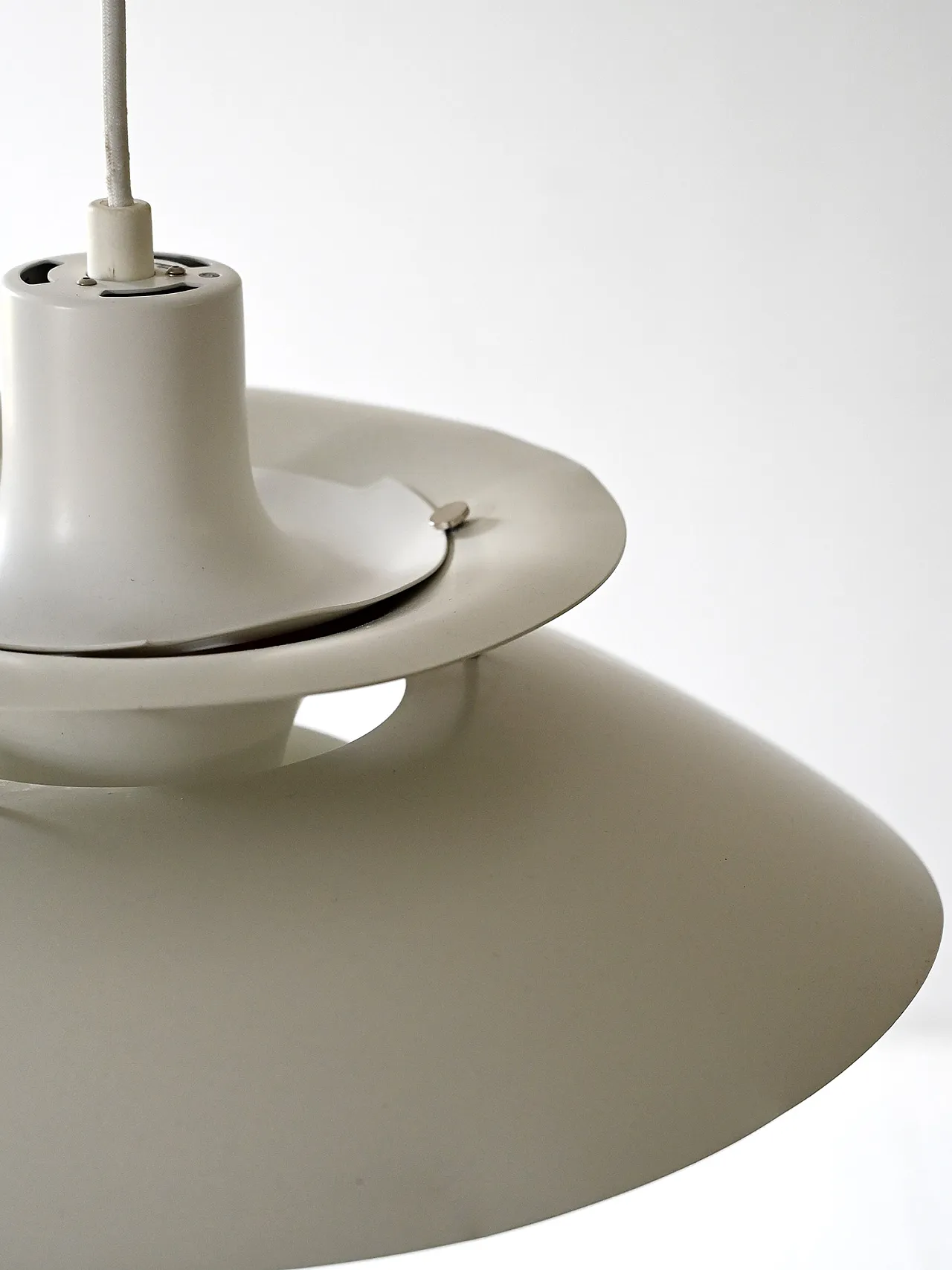 'PH5' pendant lamp by Poul Henningsen for Louis Poulsen 7