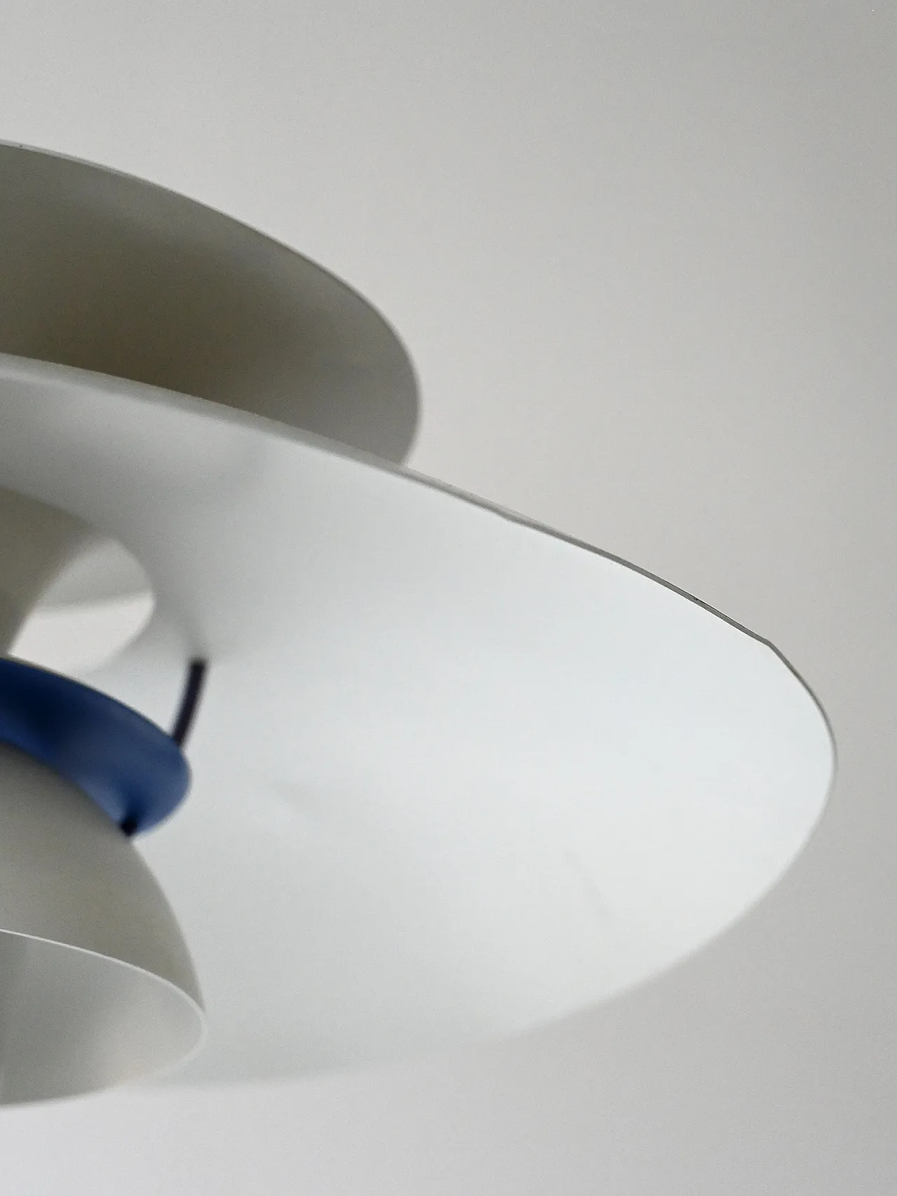 'PH5' pendant lamp by Poul Henningsen for Louis Poulsen 10