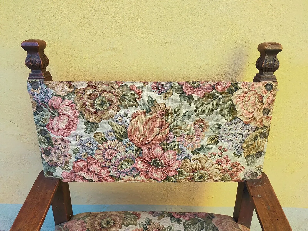 Solid walnut carved throne armchair, 19th century 5
