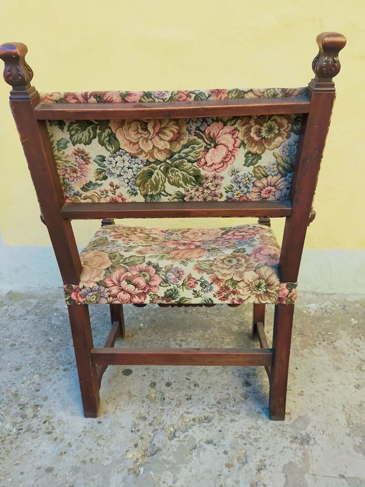 Solid walnut carved throne armchair, 19th century 7