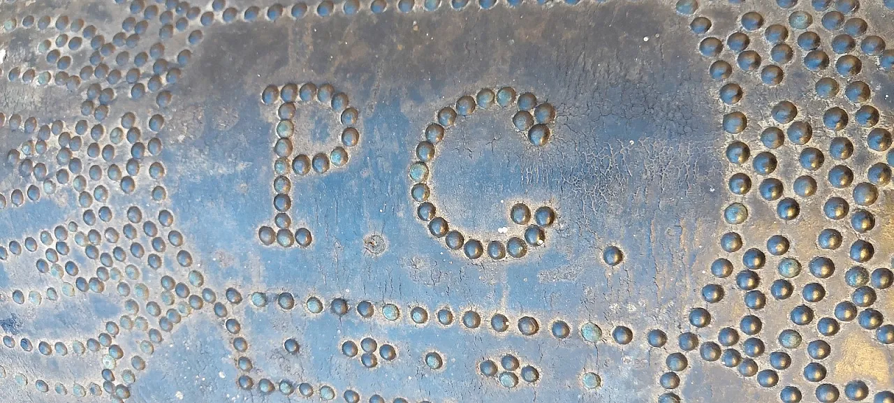 Wooden and leather trunk, 18th century 13