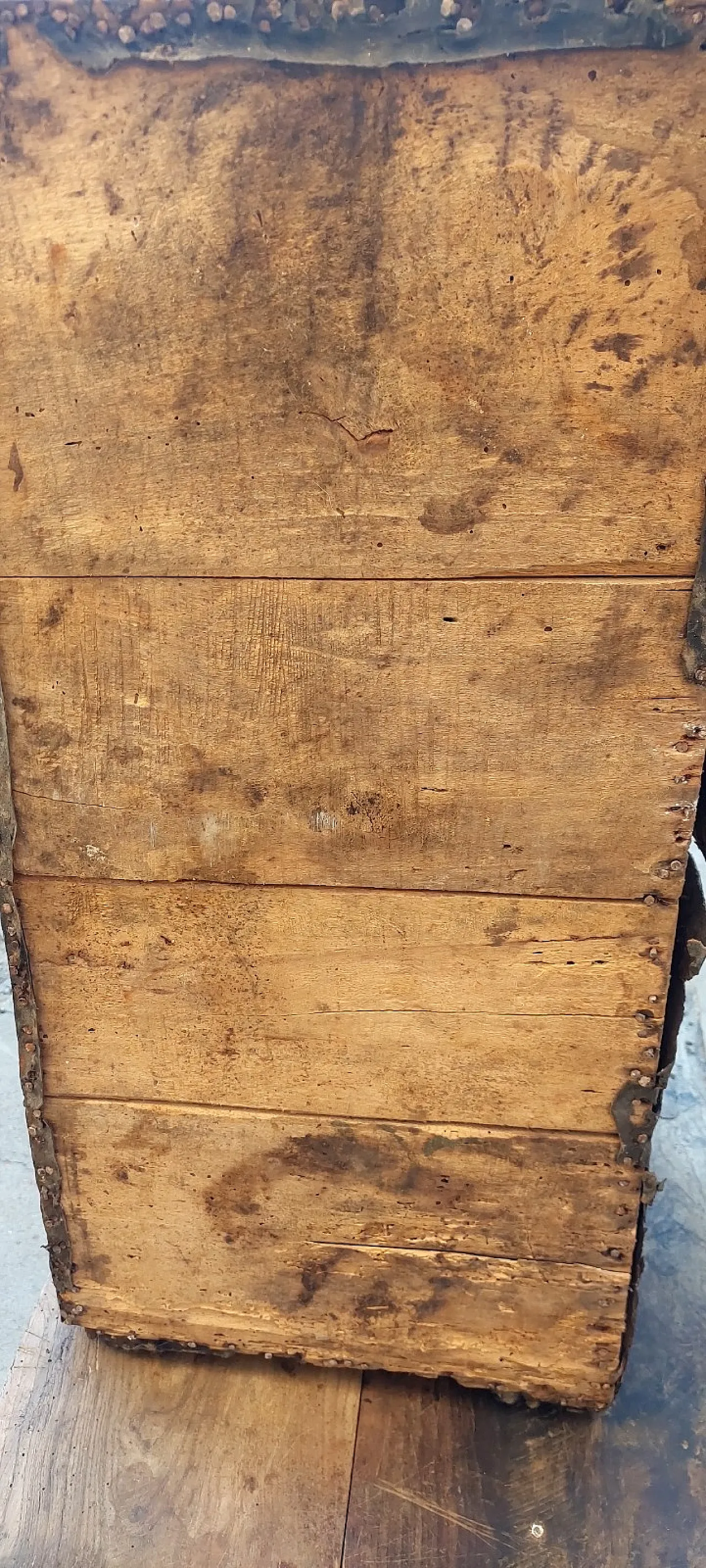 Wooden and leather trunk, 18th century 18