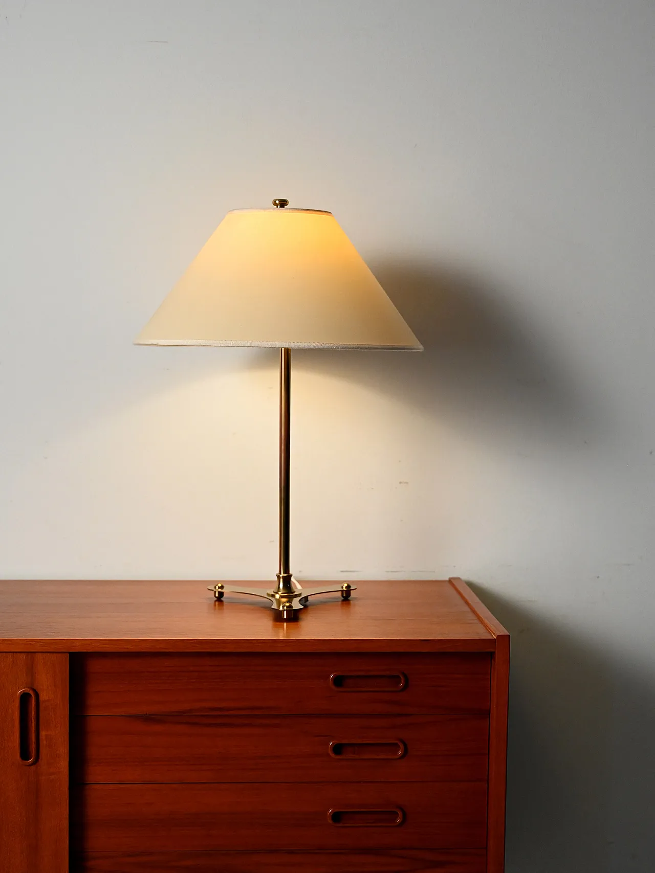 Brass table lamp by Josef Frank, original lampshade 2