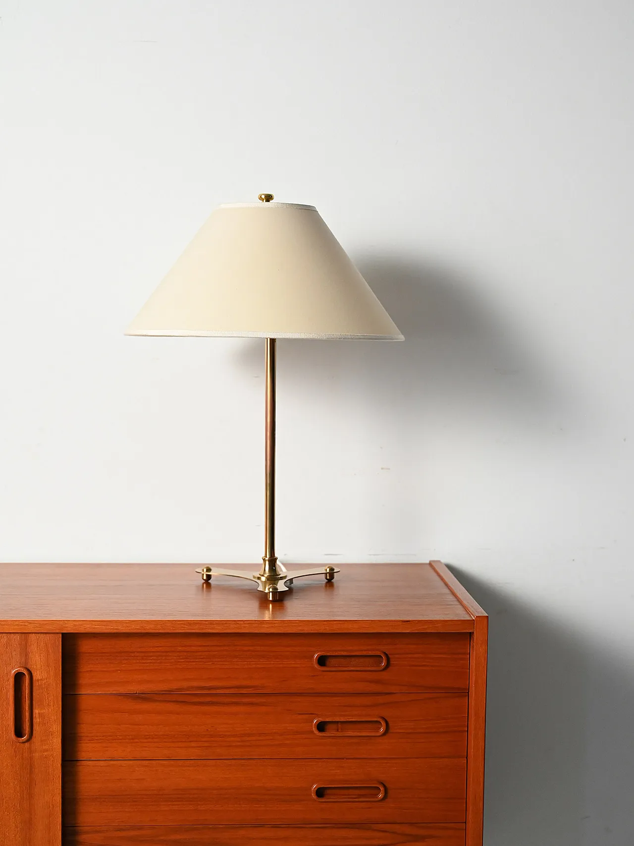 Brass table lamp by Josef Frank, original lampshade 3