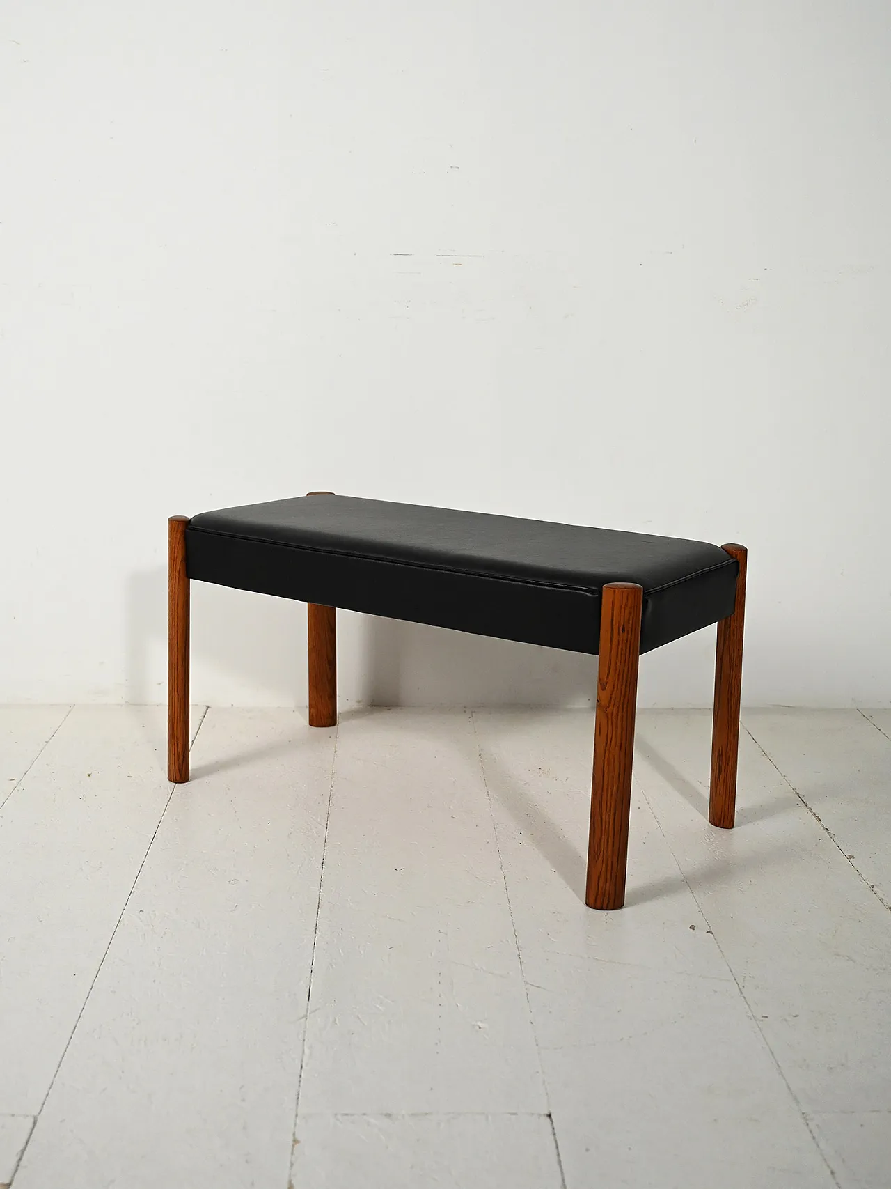 Scandinavian stool in teak and leather 1