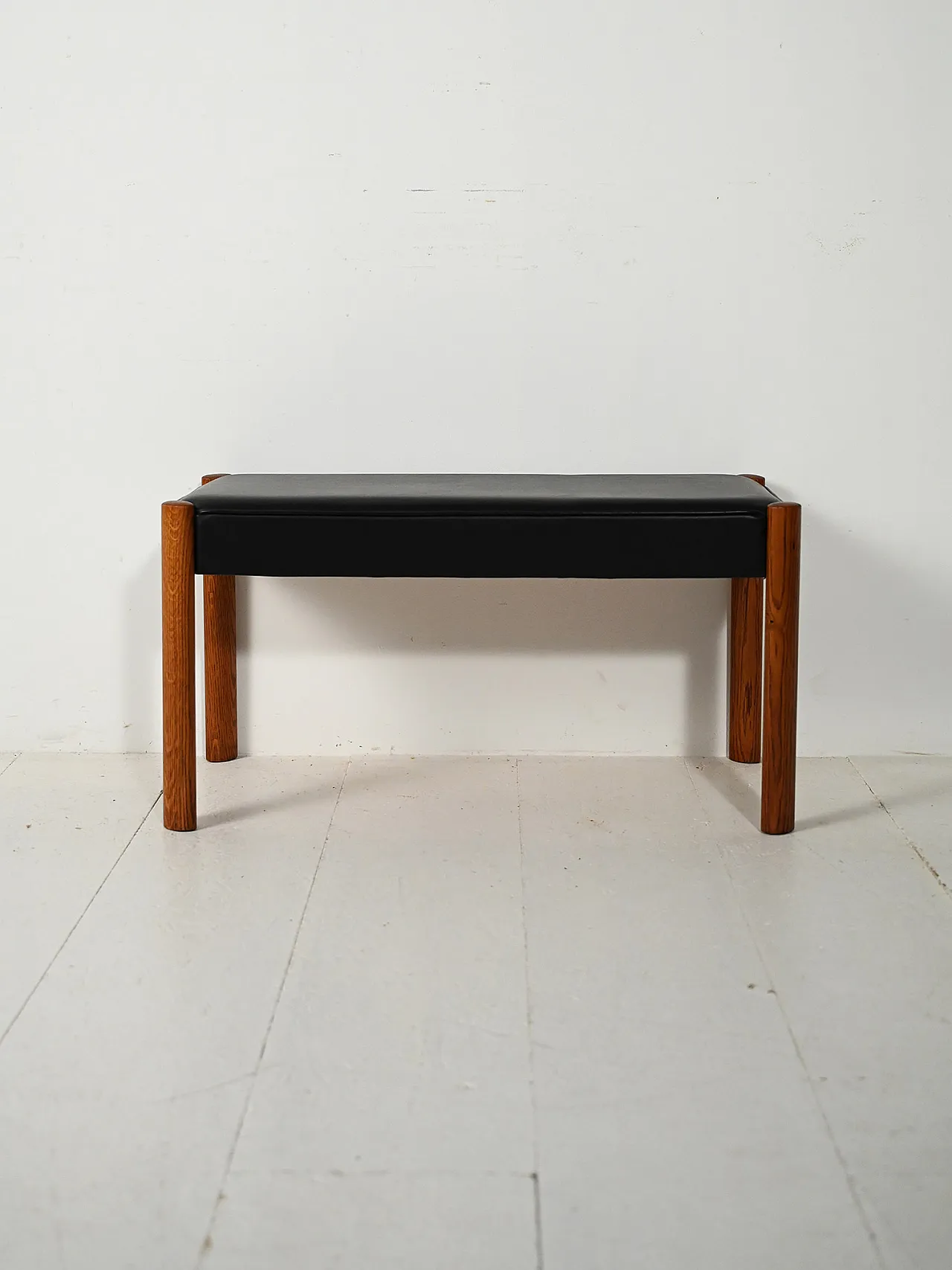 Scandinavian stool in teak and leather 2