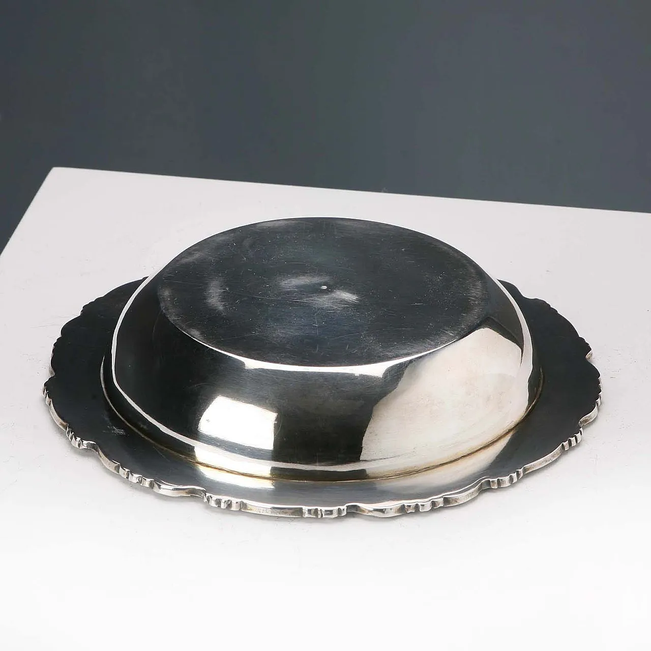 Ciotola in argento 925 con coperchio sbalzato e cesellato, '900 5