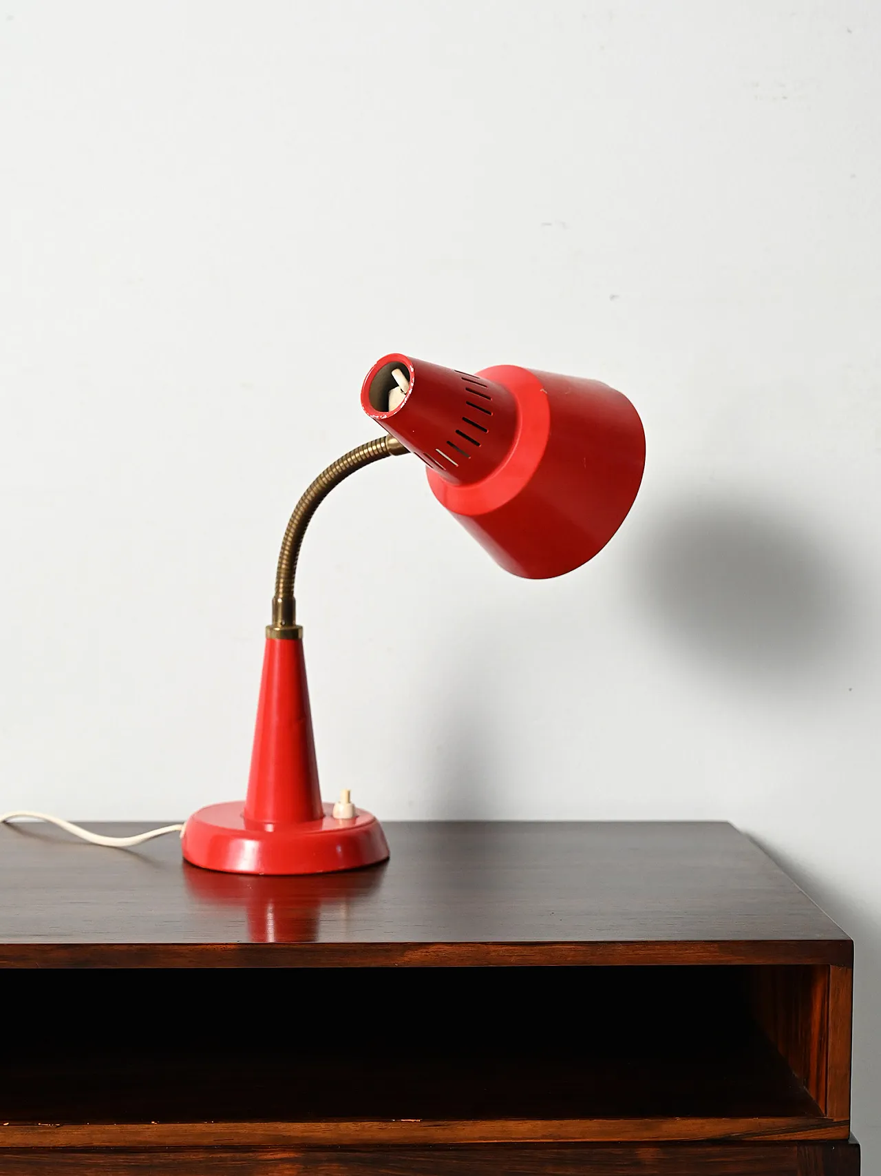 Red table lamp produced by Gemi, red from the 1960s 4