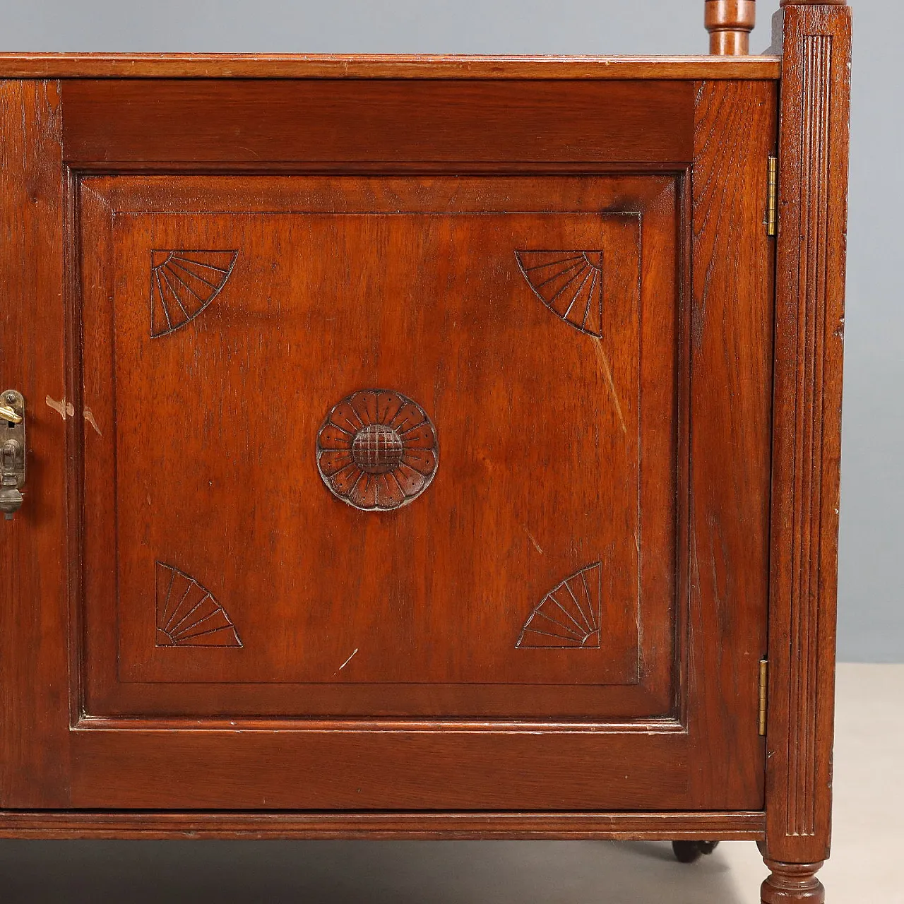 Credenza in rovere tinto noce, primo '900 4