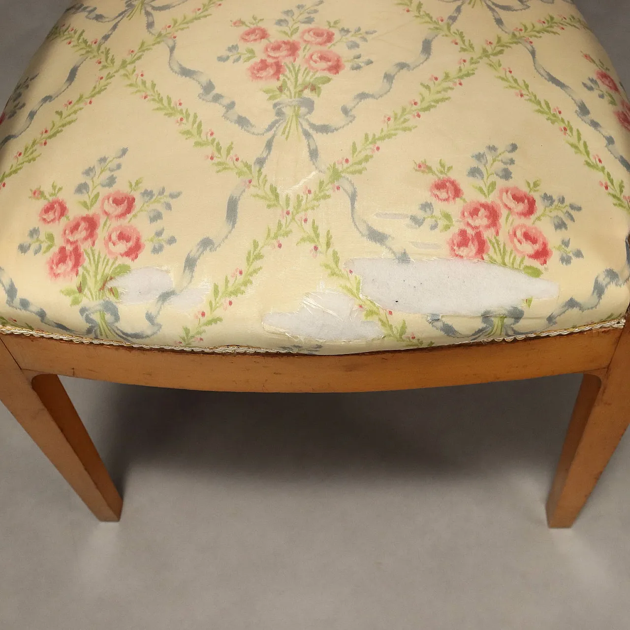 Coppia di poltrone in acero con schienali e sedili imbottiti, '800 8