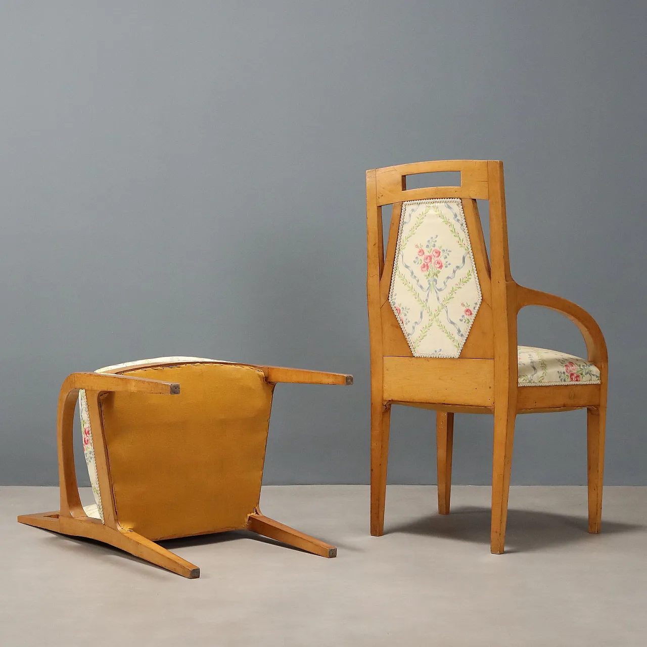 Coppia di poltrone in acero con schienali e sedili imbottiti, '800 9