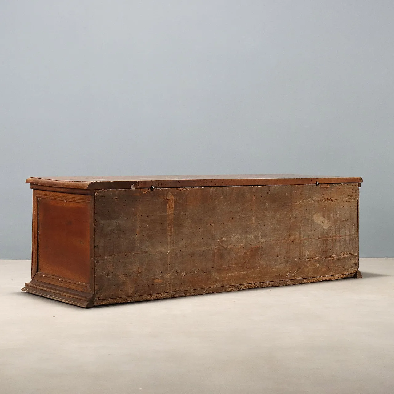 Cassapanca in noce e acero, fine '700 10