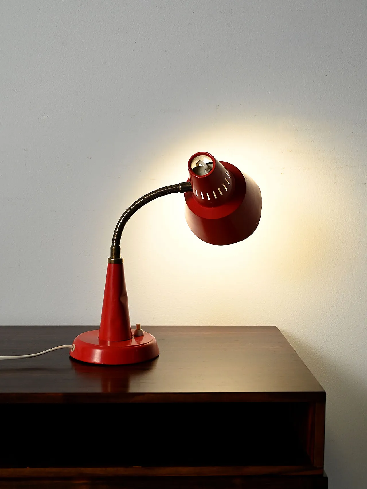 Red table lamp produced by Gemi, red from the 1960s 3