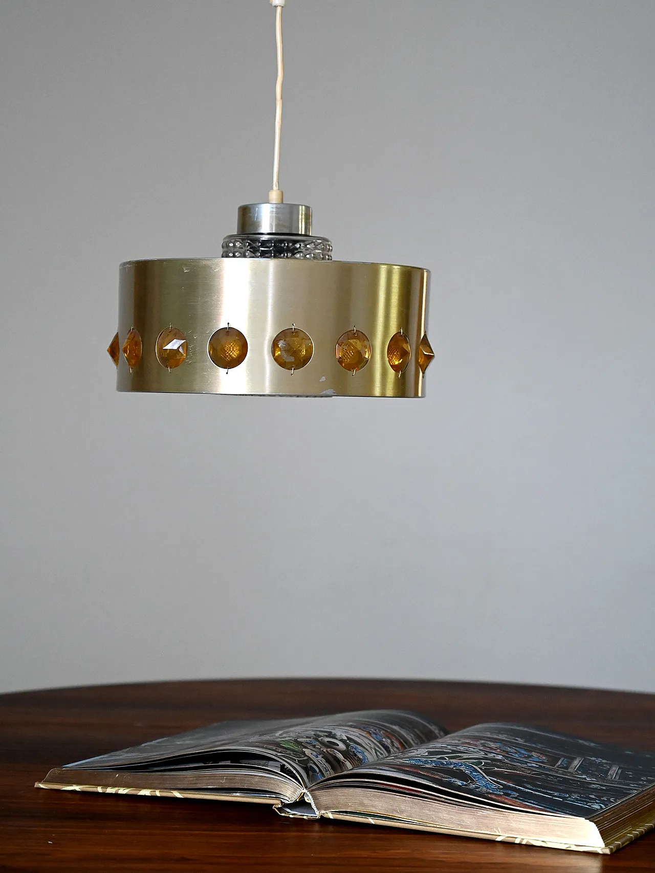 Pendant lamp with metal and glass 4