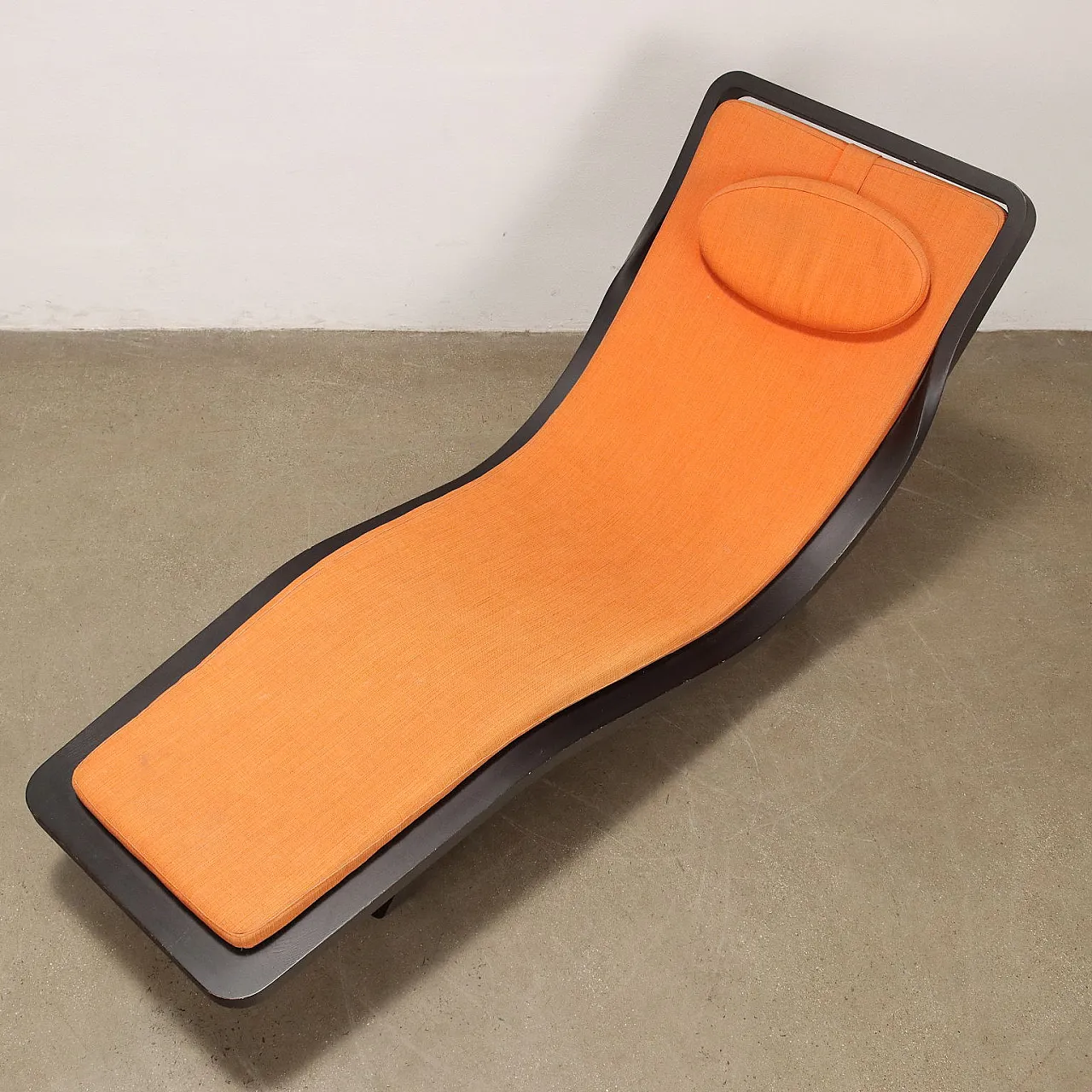 Chaise longue in tinted solid wood & orange fabric, 1970s 7