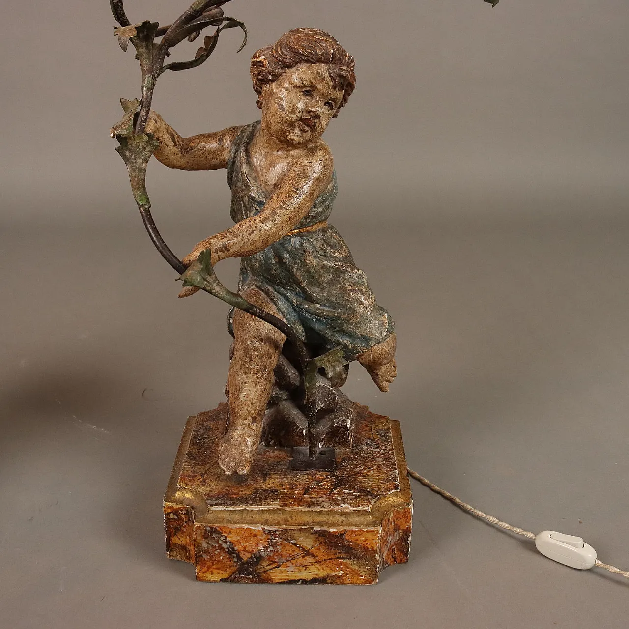 Coppia di lampade scultore in legno dipinto, '900 6