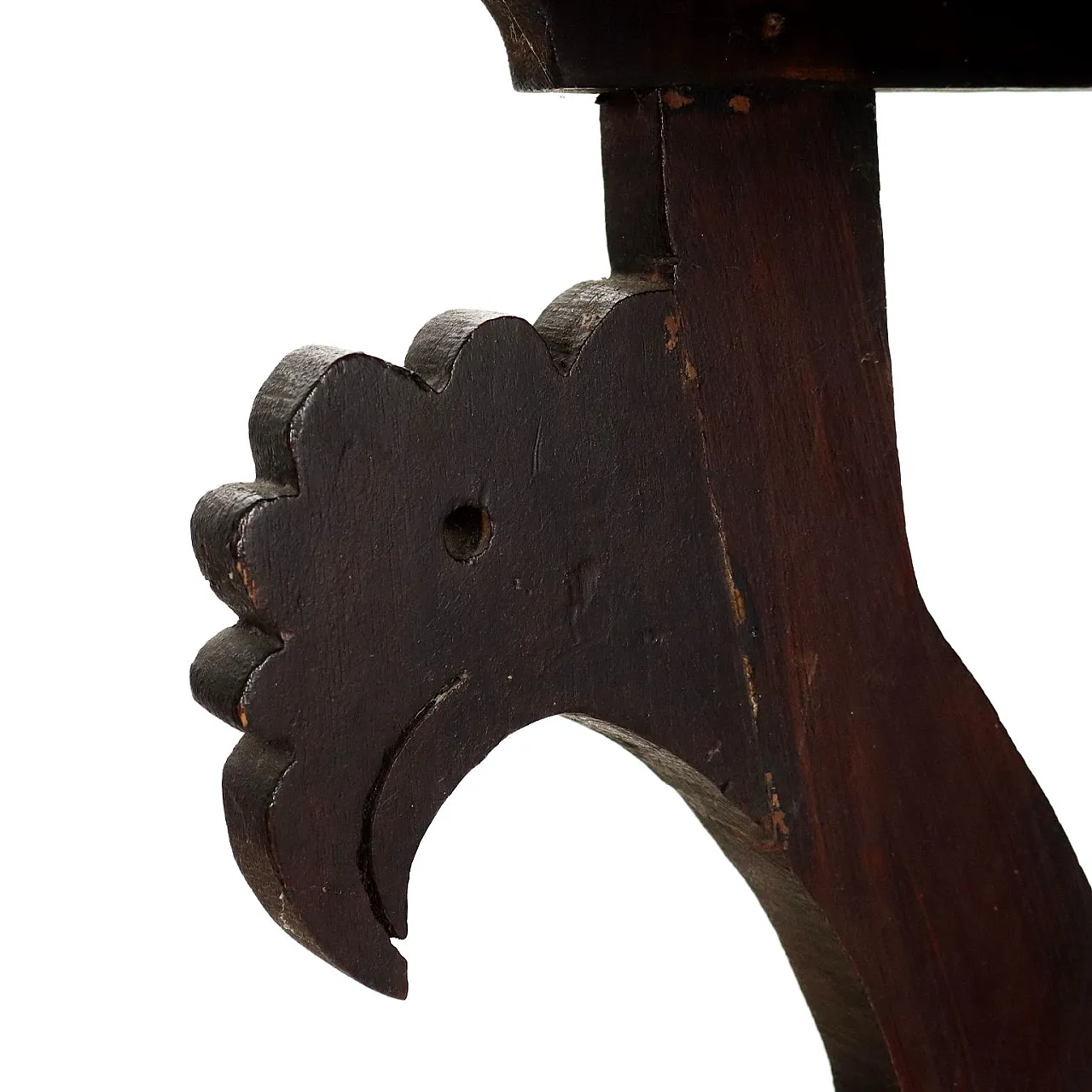 Baroque demi lune console in walnut with sculptural legs, 18th century 5