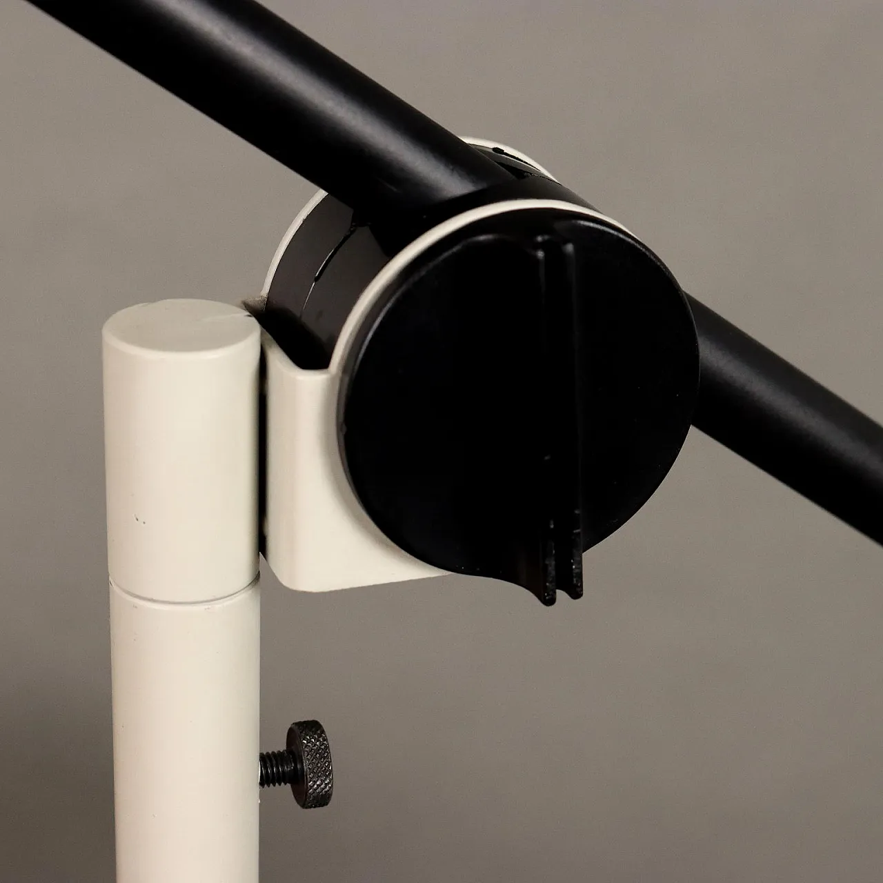 Lampada Sintesi Morsetto di Ernesto Gismondi per Artemide, fine '900 7